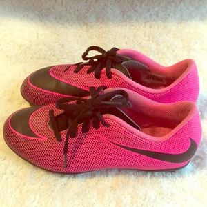 Nike Bravata ll FG Pink Soccer Cleats